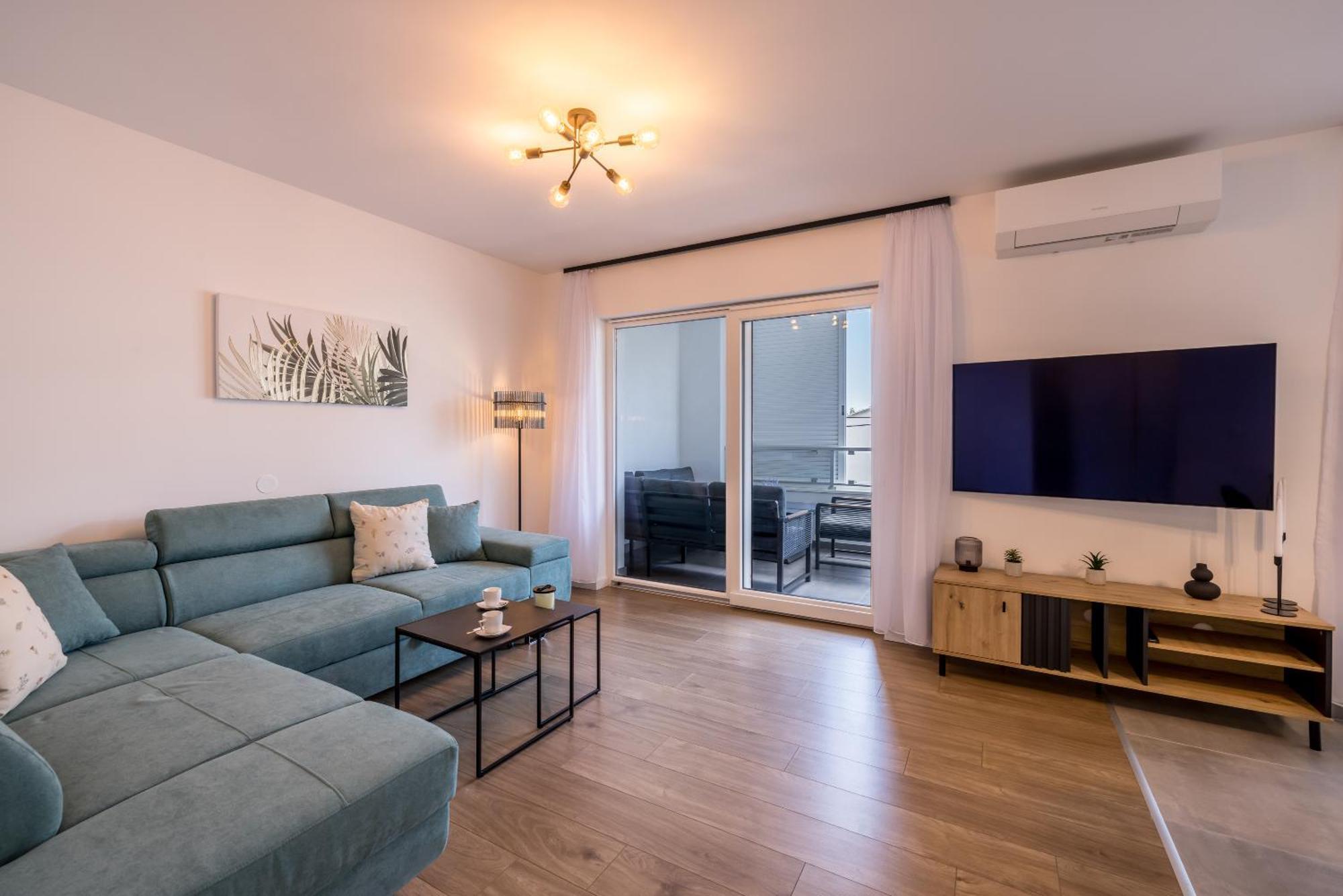 Adriatic Nest, Cozy And Modern Two Bedroom Apartment Kaštela Exterior foto